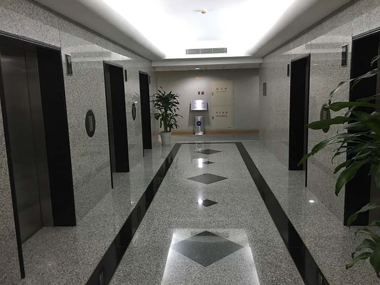 上海中国保险大厦写字楼：瑰丽中的商业领域巨擘